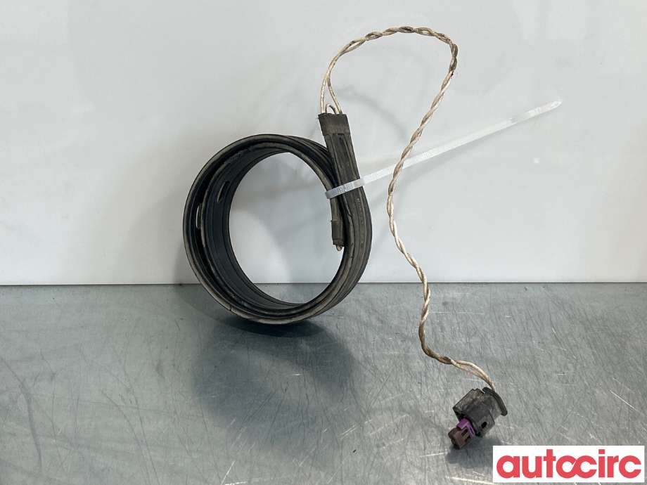 Diverse deler til BMW X1, 2022-->> (U11) (U11) (BMW|61358494948)