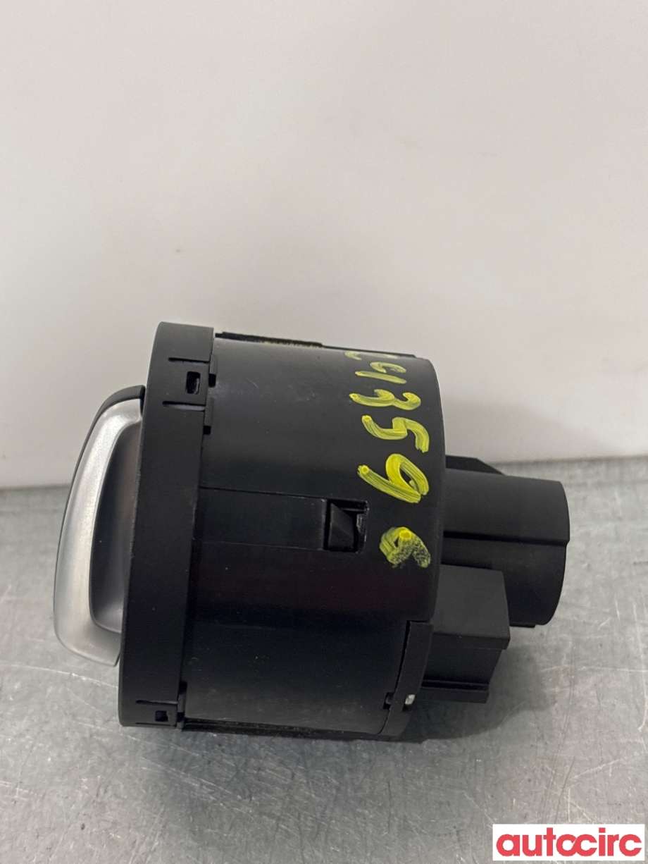 Bryter lys til VW Beetle 2011-2018 (Type II)  (VOLKSWAGEN|3C8941431A|)
