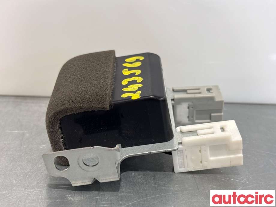 Dashbord telefon til Mazda MX-30 2020-->>  (DN4E-66-T30|)