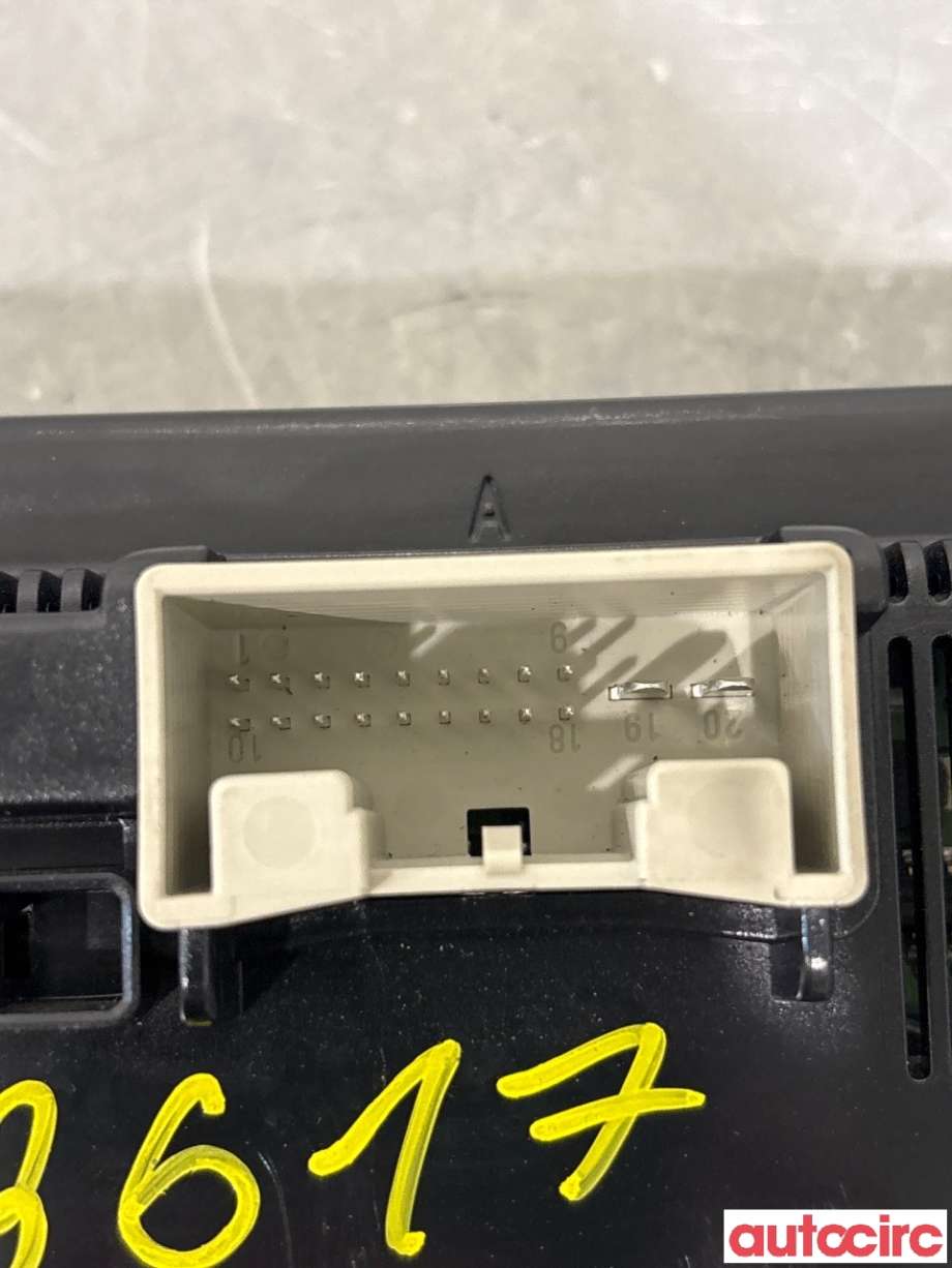 Varmeapparat betjening til VW Tiguan 2011-2016 (Type I, Fase 2) (VOLKSWAGEN|5K0907044HD||5K0907044FA)