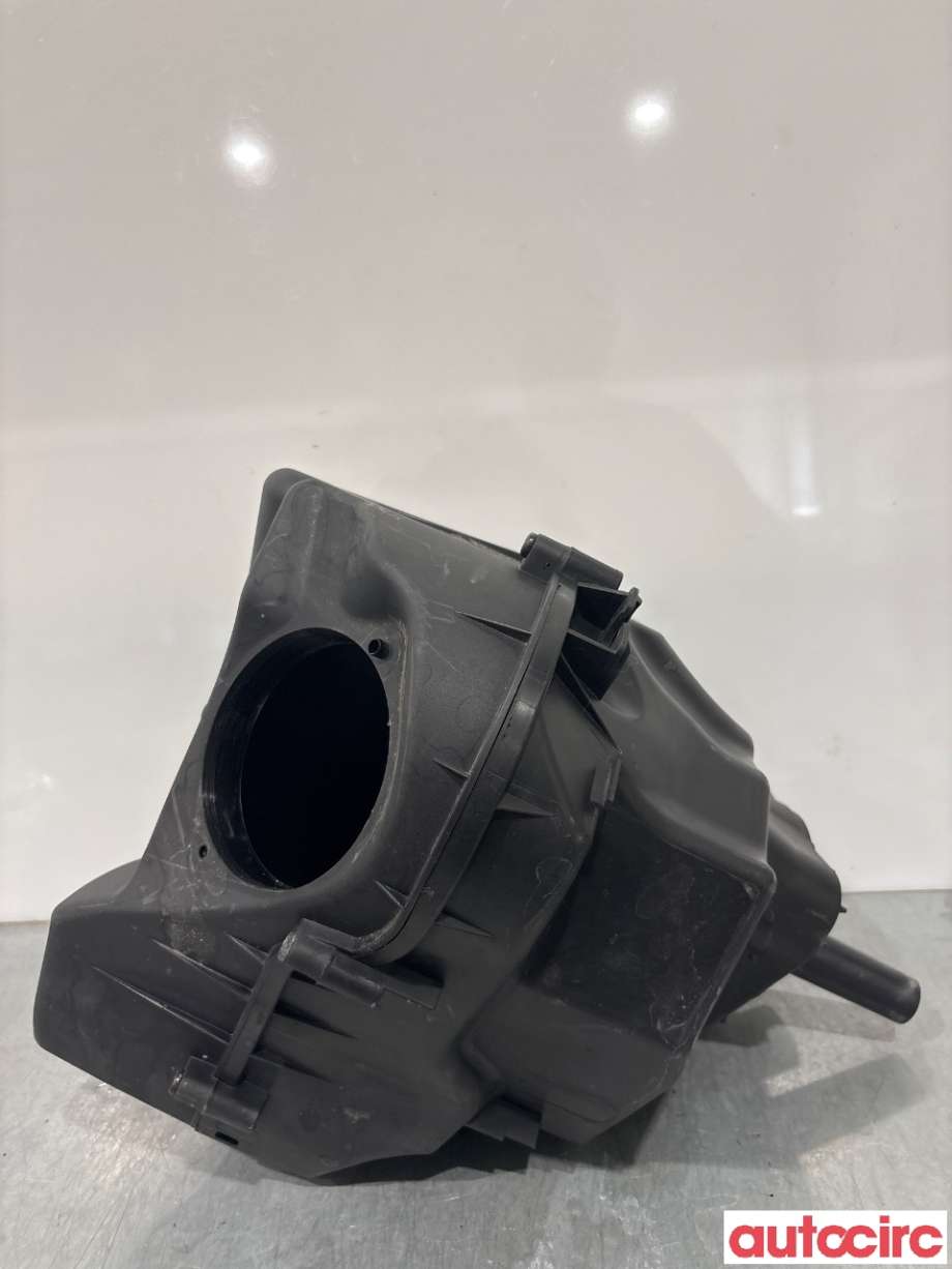 Luftfilterboks til Audi A8, 2010-2013 (Type III, Fase 1)  (AUDI|4H0133824R)