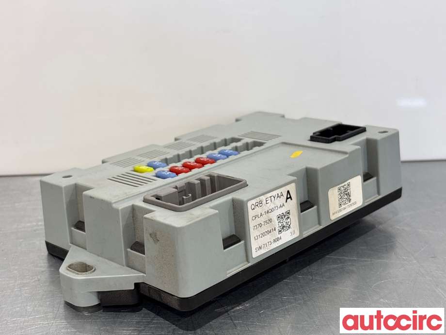Sikringsboks til Land Rover Range Rover 2013-->> (Type IV) (LAND-ROVER|LR041091|7370-7520|CPLA-14Q073-AA)