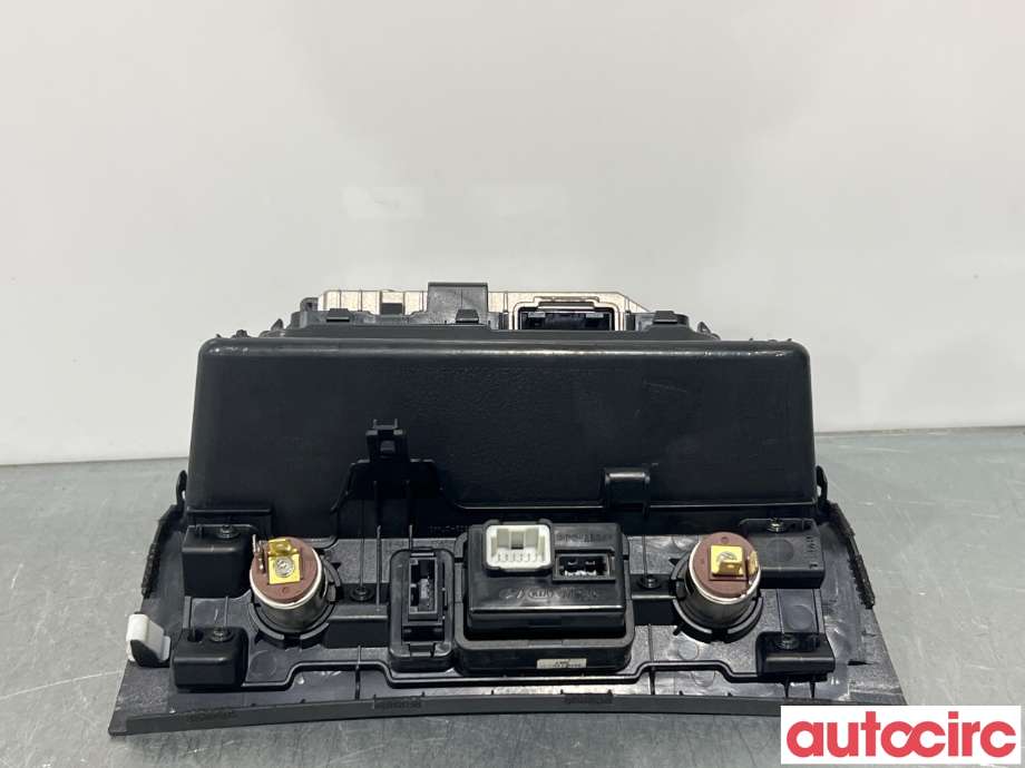 Diverse deler til Hyundai Tucson 2015-2020  (HYUNDAI|84631D7AA0||84631-D7AA0)