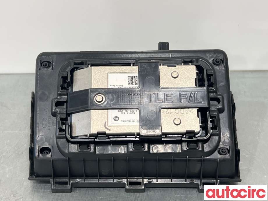 Diverse deler til Hyundai Tucson 2015-2020  (HYUNDAI|84631D7AA0||84631-D7AA0)