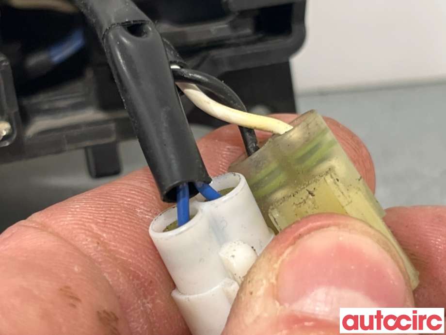 Dørhåndtak utv venstre foran til Suzuki SX4 2009-2013 (Type I, Fase 2)  (SUZUKI|82810-63811-ZUC||82821-63J10)
