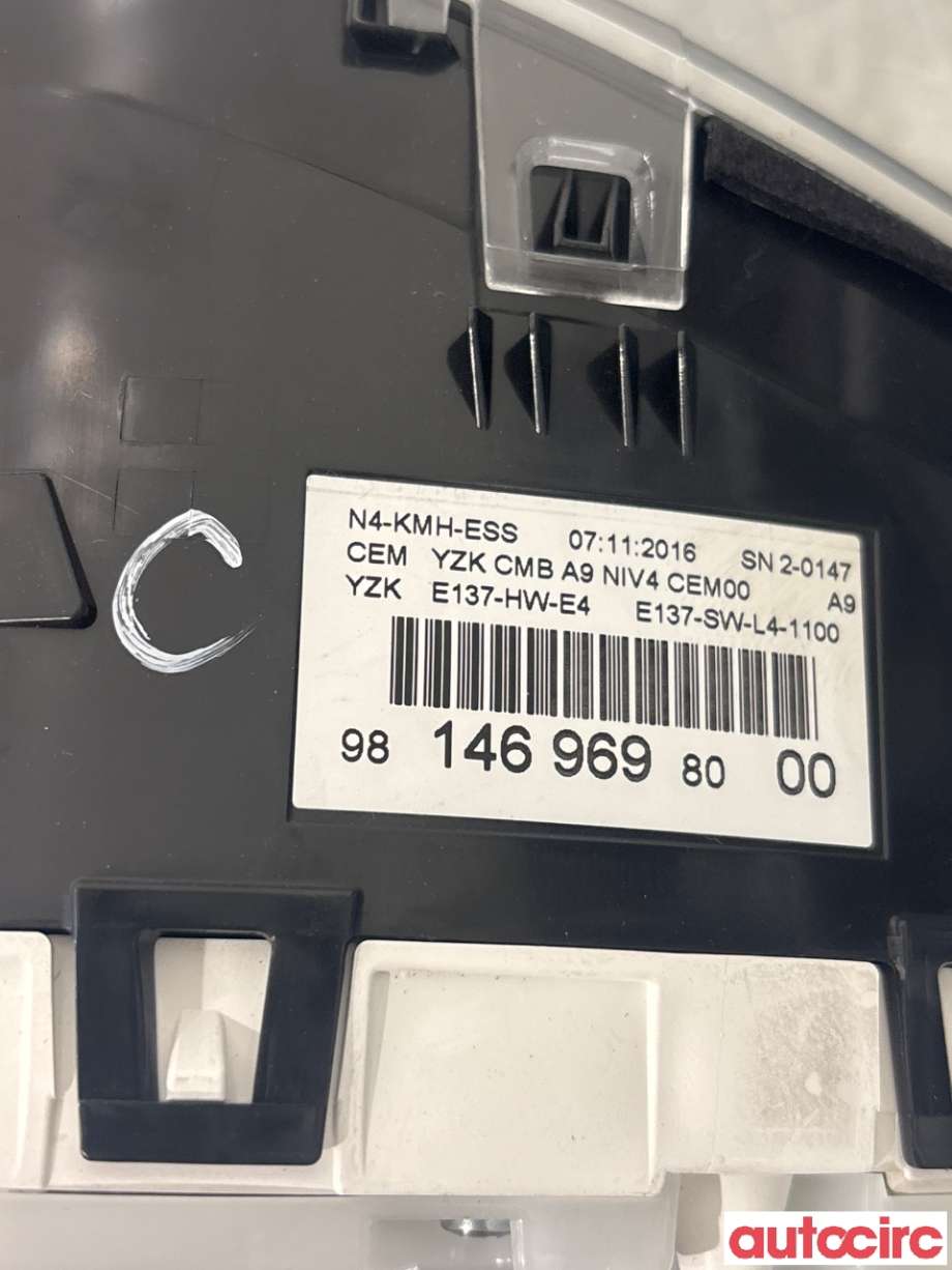 Instrumentpanel til Peugeot 2008 2013-2019 (Type I) (PEUGEOT|9813872980||9814696980)