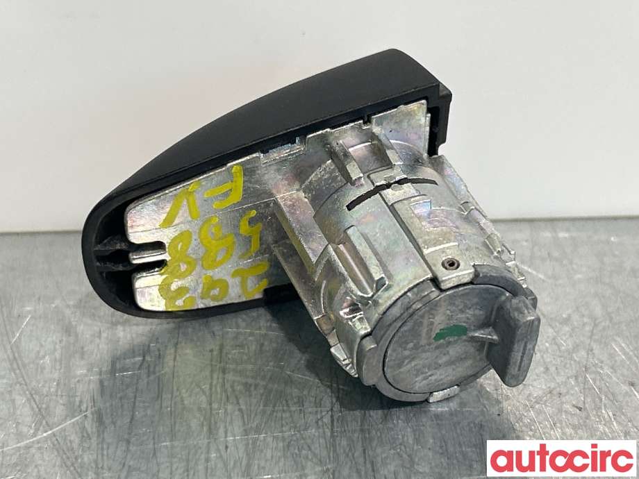 Diverse deler til Mercedes Vito/Viano 2010-2014 (Fase 2) (W639) (W639) (MERCEDES|A4477660025|)