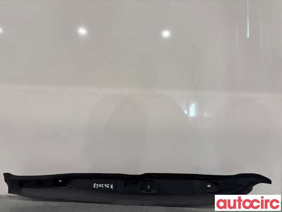 Diverse deler til BMW X1 2022-->> (U11) (U11) (BMW|51489462144|)