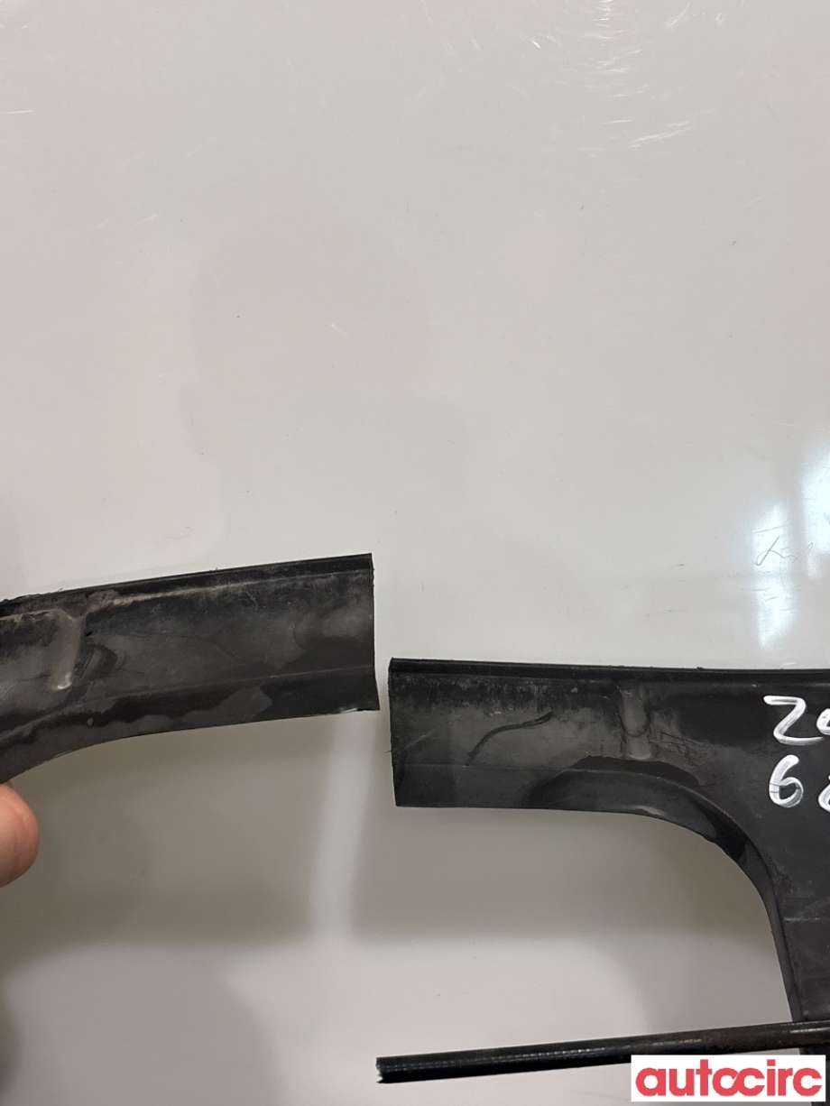 Grill til Opel Vivaro B 2014-2019 (OPEL|93450928|)