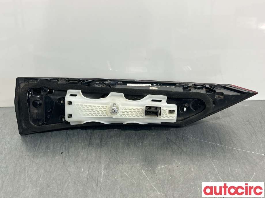 Baklykt høyre indre til BMW X1 2022-->> (U11) (U11) (BMW|63219465356||H8946535609)