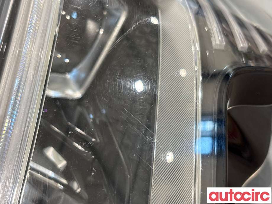 Frontlykt venstre halogen til Audi e-tron 2018-->> (AUDI|4KE941781||4KE941039)