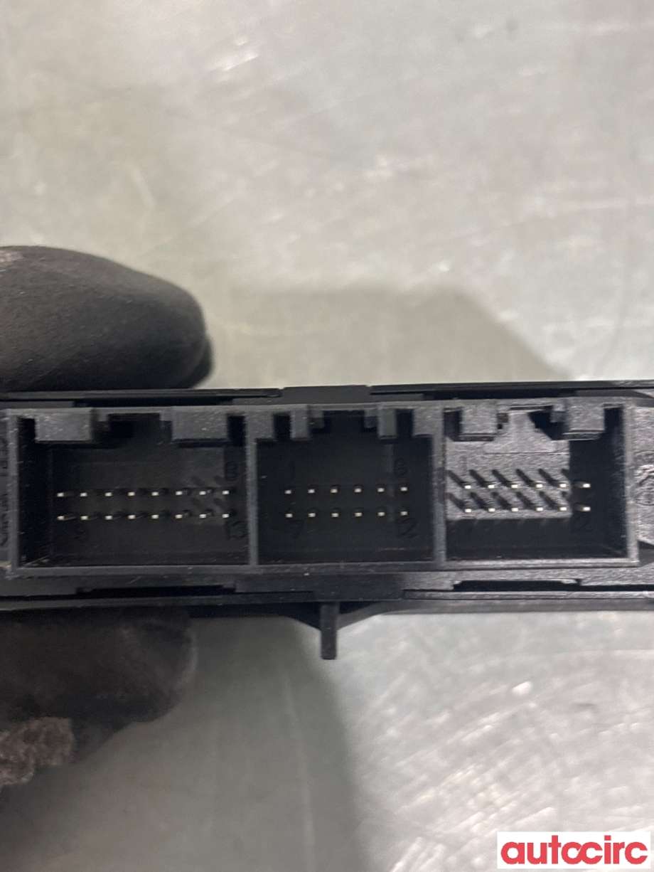 Styreenhet parkering til Volvo V70 2014-2016 (Type III, Fase 2)  (VOLVO|31423950|)