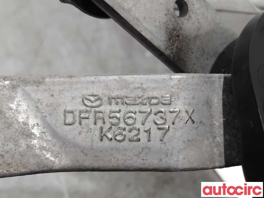 Viskermotor frontrute til Mazda CX-30 2020-->>  (MAZDA|DFR5-67-37XB||DFR55737X)