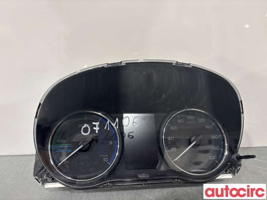 Instrumentpanel til Mitsubishi Outlander, 2015-->> (Type III, Fase 2)  (MITSUBISHI|8100C658)