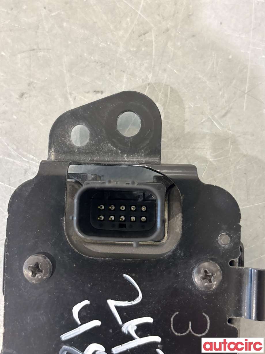 Sensor radar til Toyota Yaris 2020-->> (Type IV)  (TOYOTA|8821052130||88210-52120)