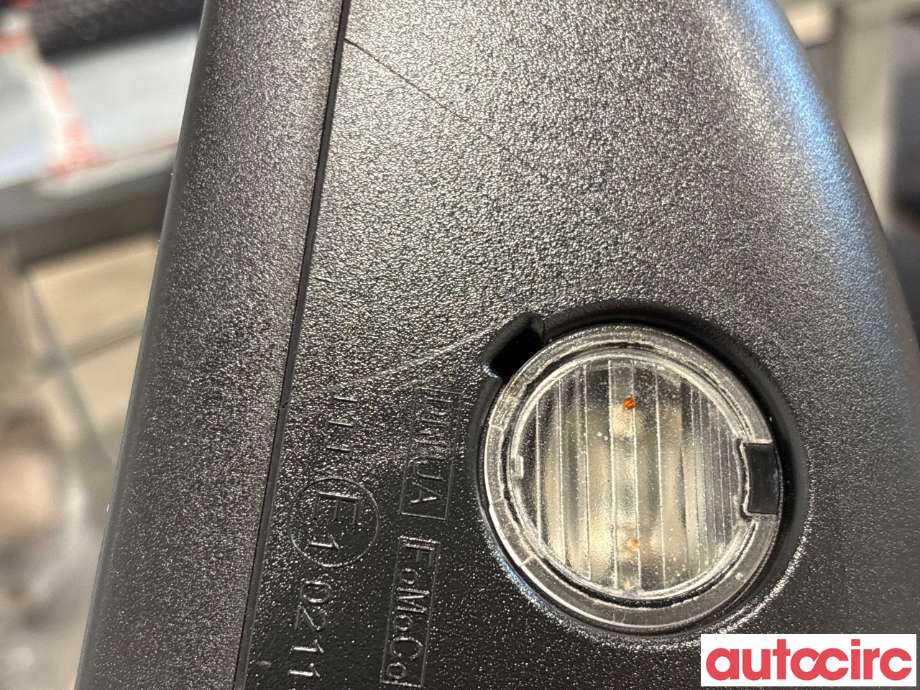 Speil høyre til Ford Ranger / Ranger Raptor 2015-2022  (FORD|2284497||AB39-17682-MF5EMZ)