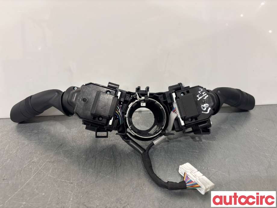 Bryter combi til Toyota Yaris 2020-->> (Type IV) (TOYOTA|8431902010|)