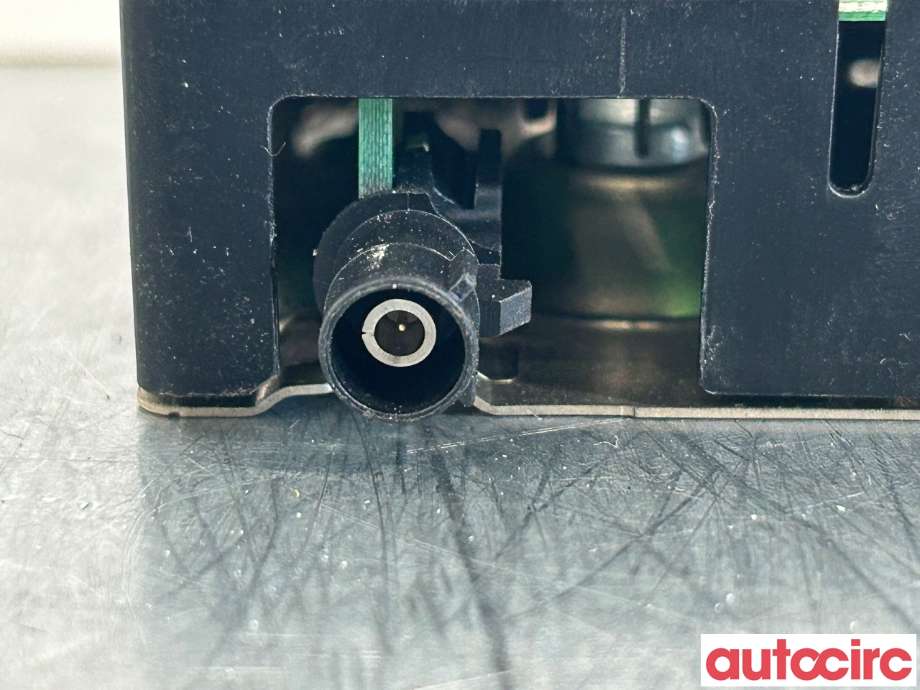 Antenne forsterker til Mercedes GLC 2015-2022 (X253) (X253) (MERCEDES|A2059051205|)