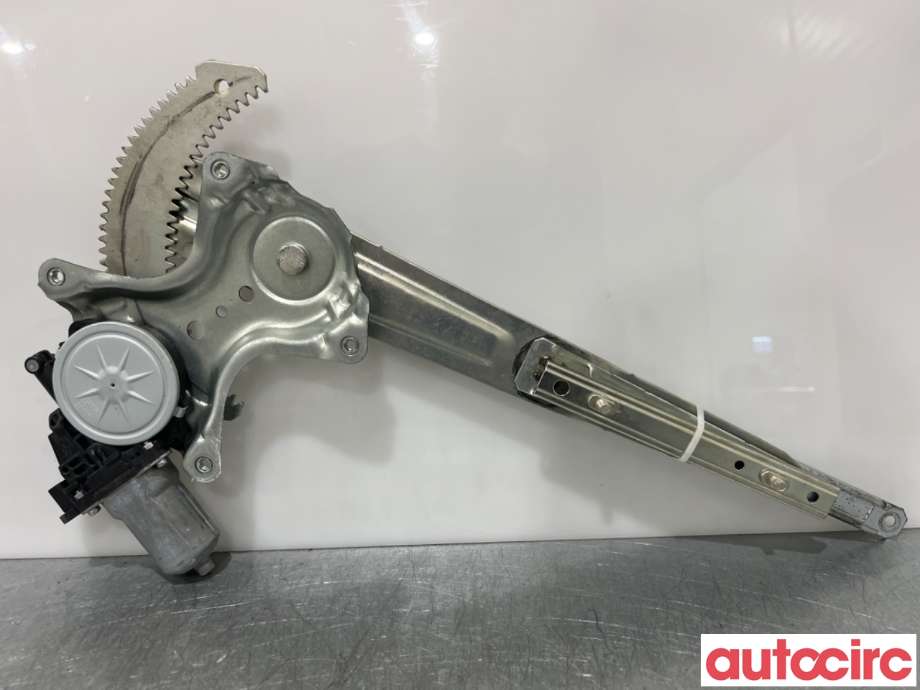 Ruteheis venstre foran til Mitsubishi Outlander, 2015-->> (Type III, Fase 2)  (MITSUBISHI|5713A385)
