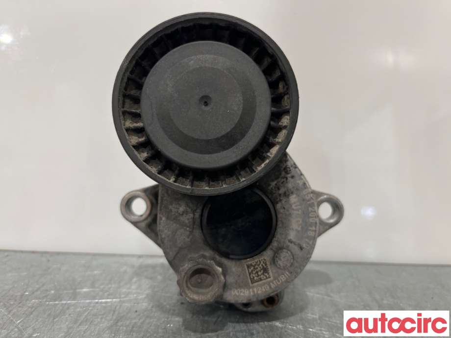 Strammehjul, multireim til Mercedes Vito/Viano 2010-2014 (Fase 2) (W639) (W639) (MERCEDES|A6512001870|)
