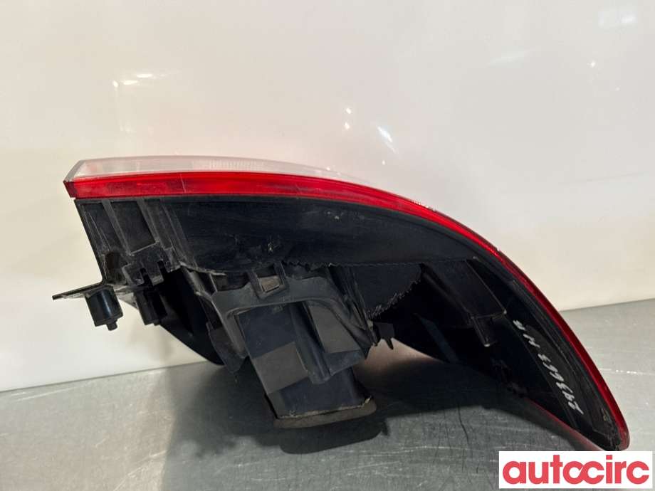 Baklykt høyre til VW Golf VI 2008-2012  (VOLKSWAGEN|5K0945096M|)