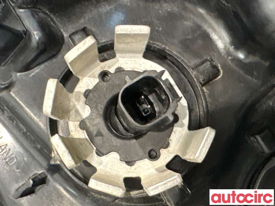 Baklykt høyre til Toyota Yaris 2020-->> (Type IV) (TOYOTA|81551K0040|)