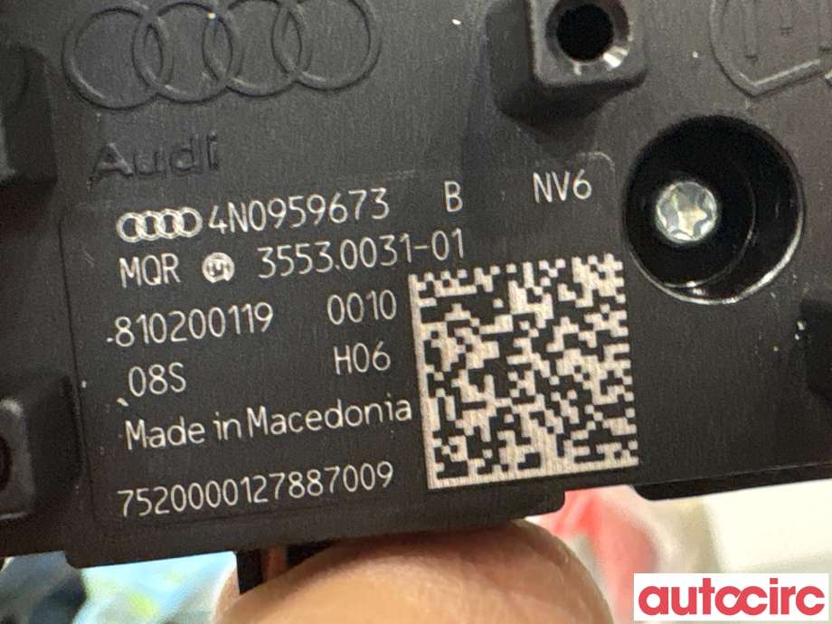 Bryter diverse til Audi e-tron 2018-->> (AUDI|4N0959673B|35530031-01)