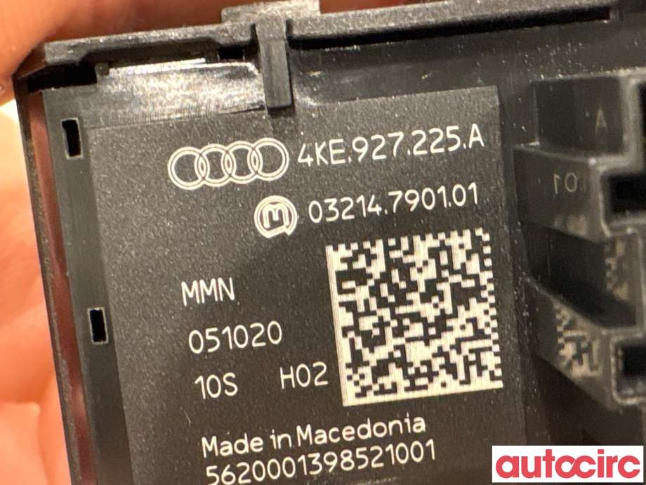Bryter elektrisk håndbrekk/parkbrems til Audi e-tron 2018-->> (AUDI|4KE927225A|03214790100)