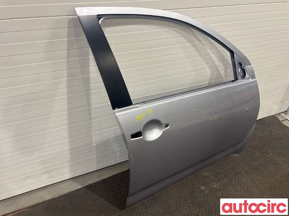 Dør høyre foran til Mitsubishi Outlander 2010-2012 (Type II, Fase 2)  (MITSUBISHI|5700B396)