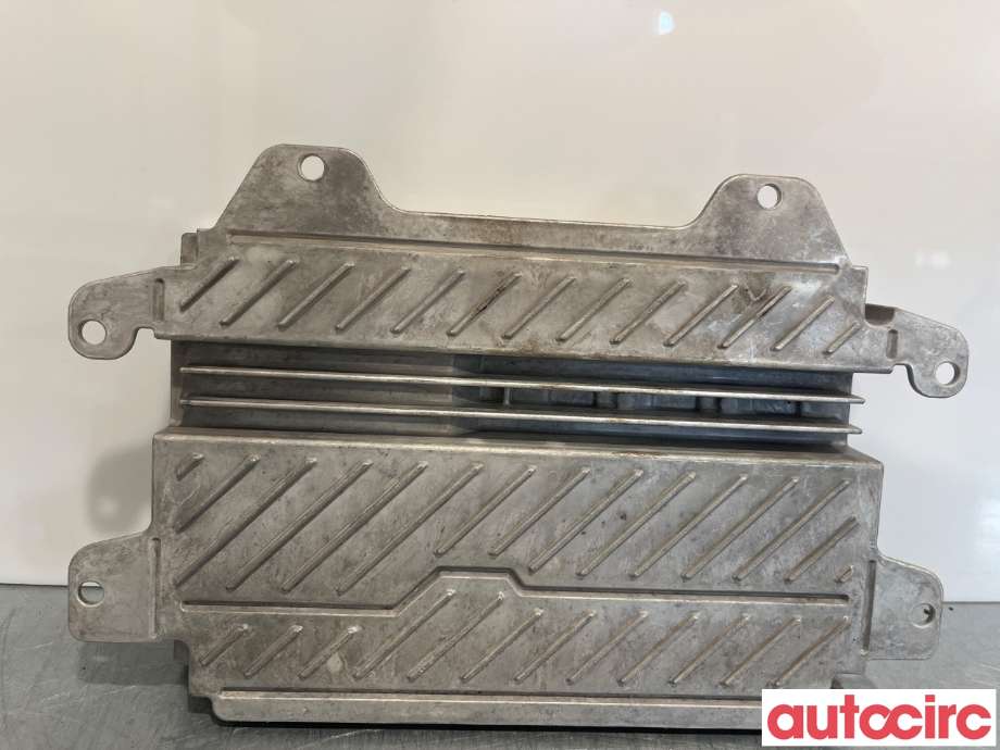 Bilstereo forsterker til Land Rover Discovery 2017-->> (Type V)  (LR154836|)