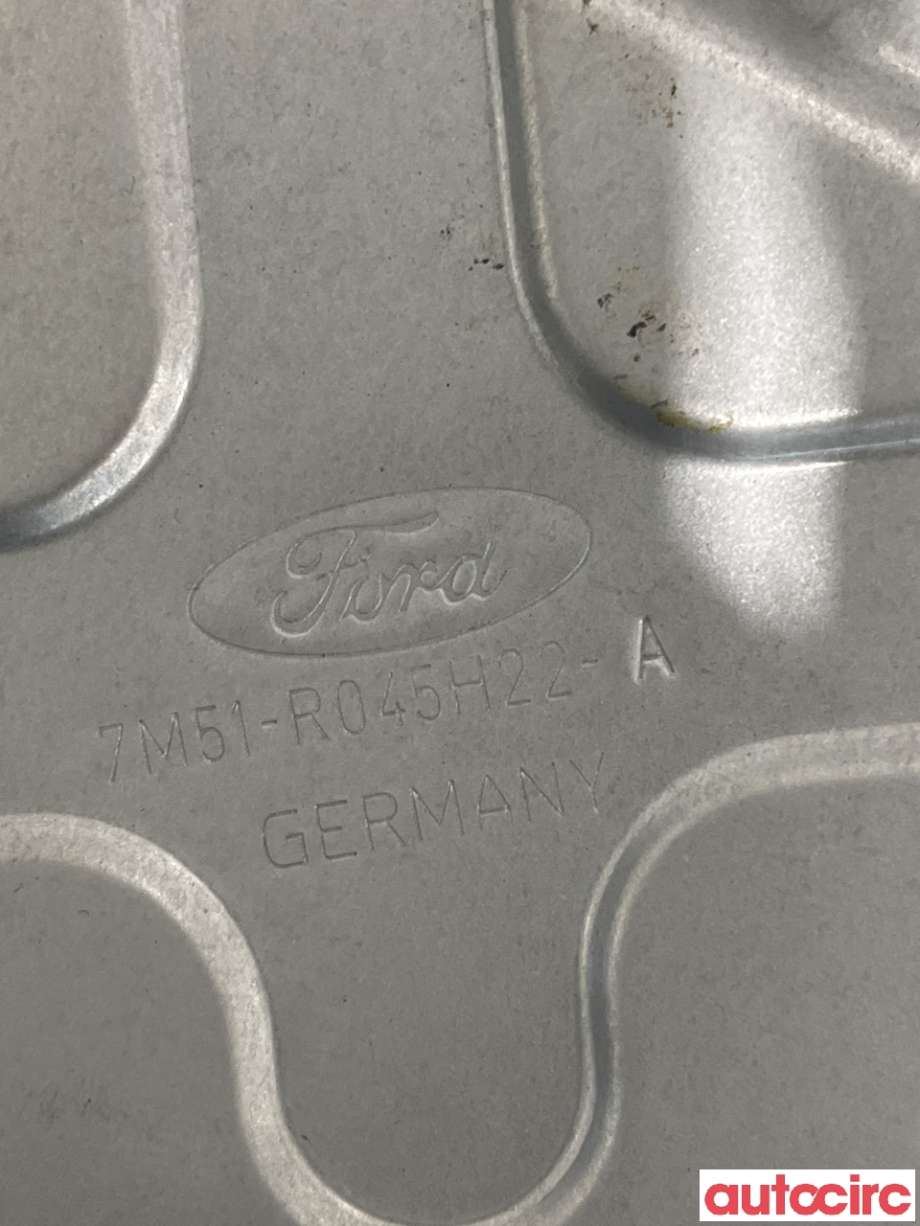 Ruteheis til Ford Kuga 2008-2012 (Type I)  (1527943|1738647|)