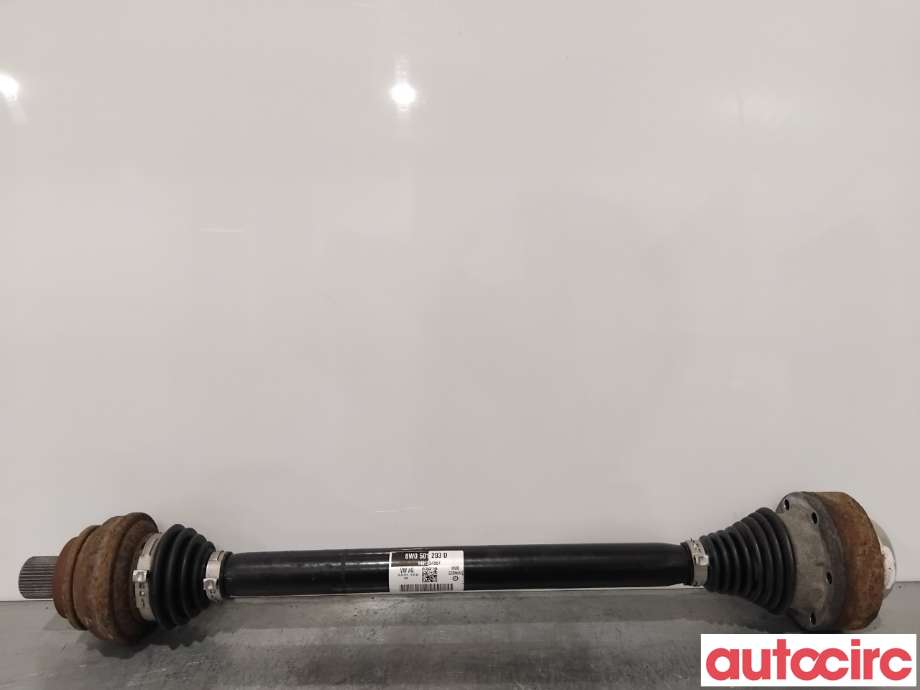 Drivaksel venstre bak til Audi A4, 2015-2019 (Type V, Fase 1) (B9) (B9) (AUDI|8W0501203D)