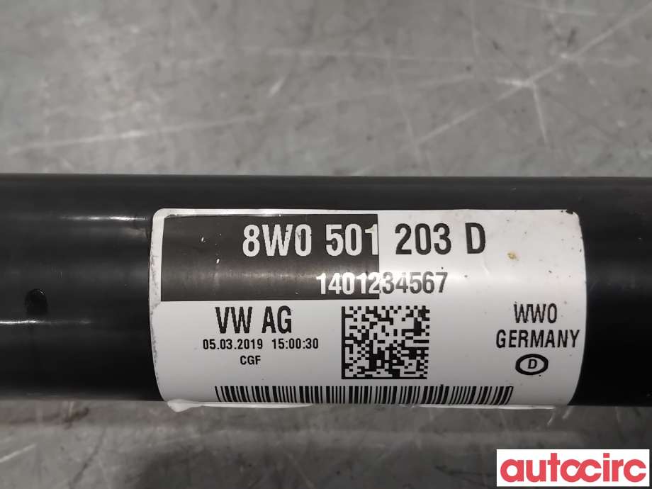 Drivaksel høyre bak til Audi A4 2015-2019 (Type V, Fase 1) (B9) (B9) (AUDI|8W0501203D|)