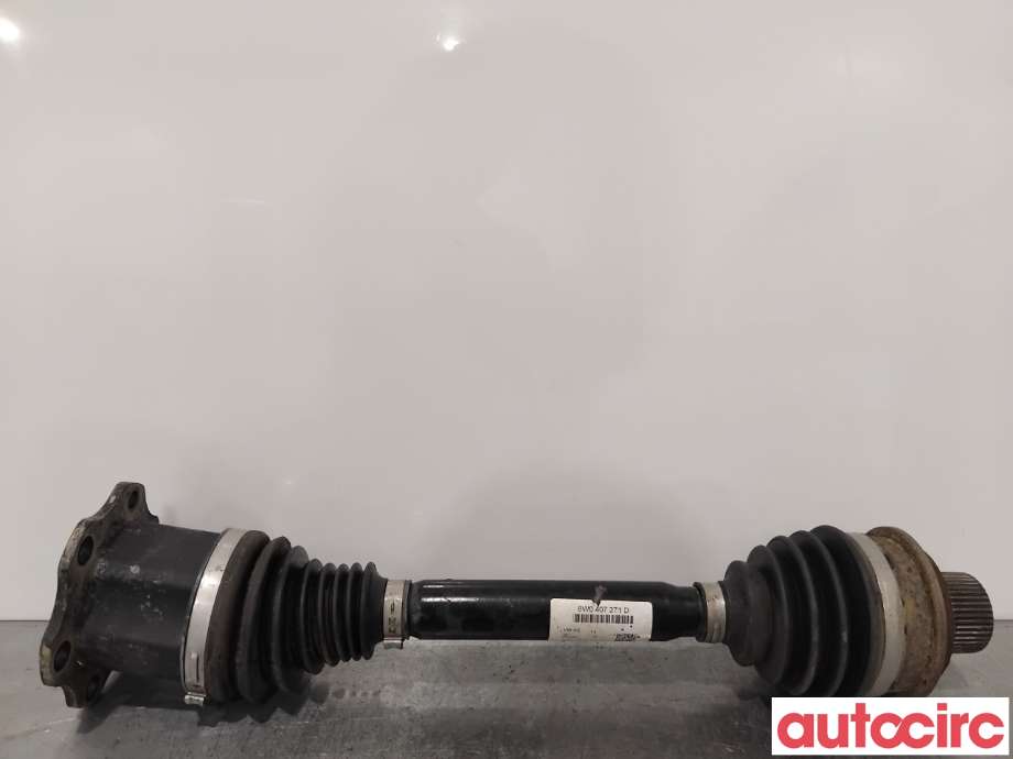 Drivaksel venstre foran til Audi A4, 2015-2019 (Type V, Fase 1) (B9) (B9) (AUDI|8W0407271D)