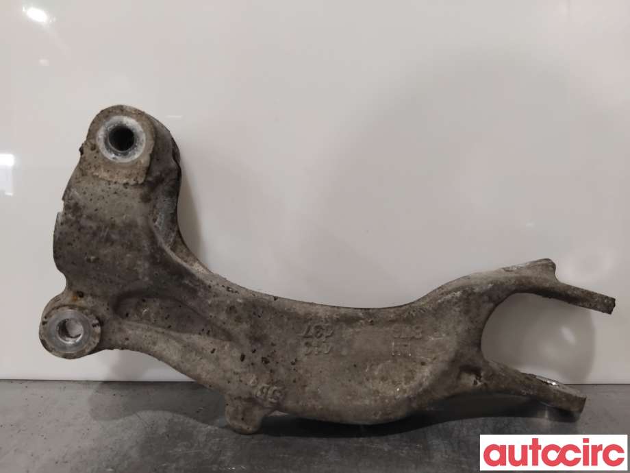 Diverse deler til Audi A4 2015-2019 (Type V, Fase 1) (B9) (B9) (AUDI|8W0413037G|)