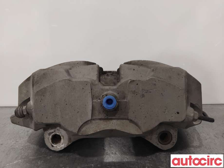Bremsecaliper høyre foran til Audi A4 2015-2019 (Type V, Fase 1) (B9) (B9) (AUDI|8W0615108D|)