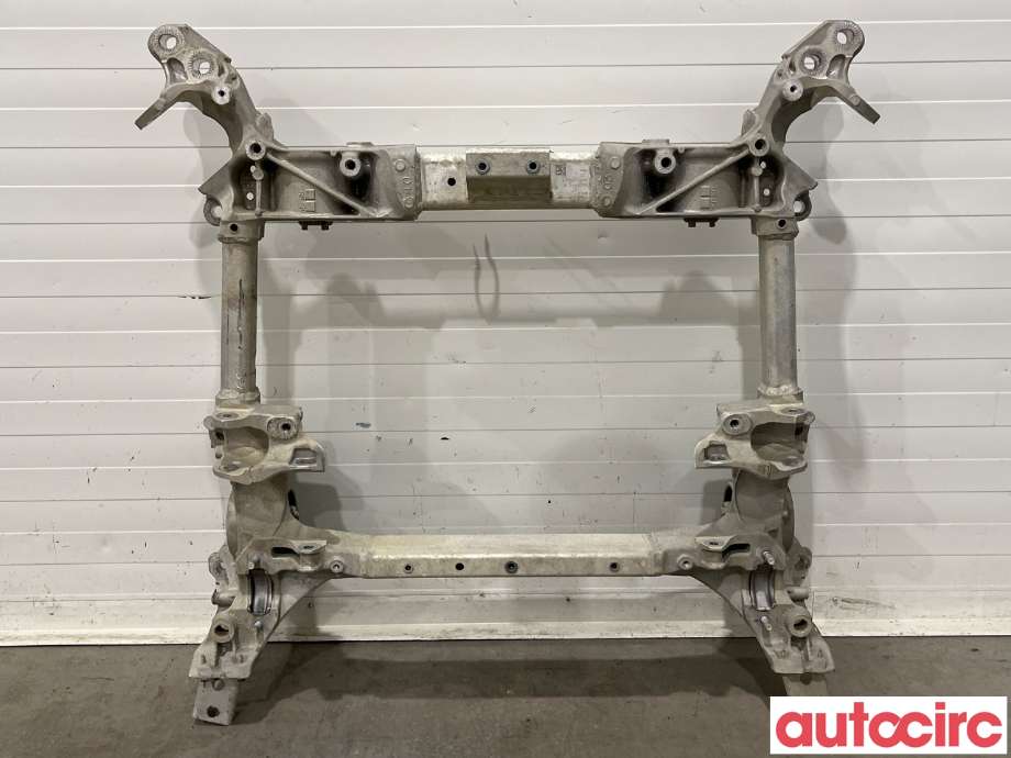 Travers foran hoved til Audi e-tron 2018-->>  (4KE399313C|)