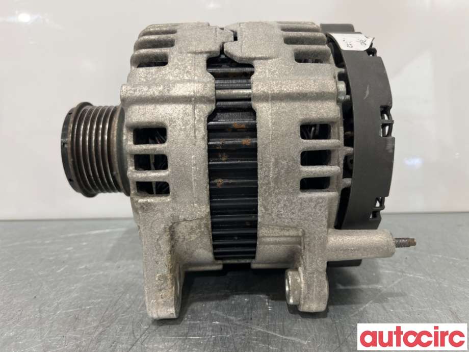 Dynamo til VW Passat 2011-2015 (B7) (B7) (VOLKSWAGEN|03L903023DX|0121715071|03L903024FX)