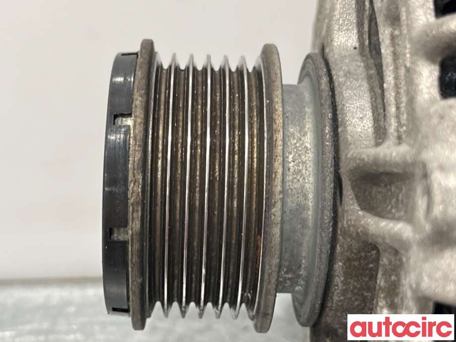 Dynamo til VW Passat 2011-2015 (B7) (B7) (VOLKSWAGEN|03L903023DX|0121715071|03L903024FX)