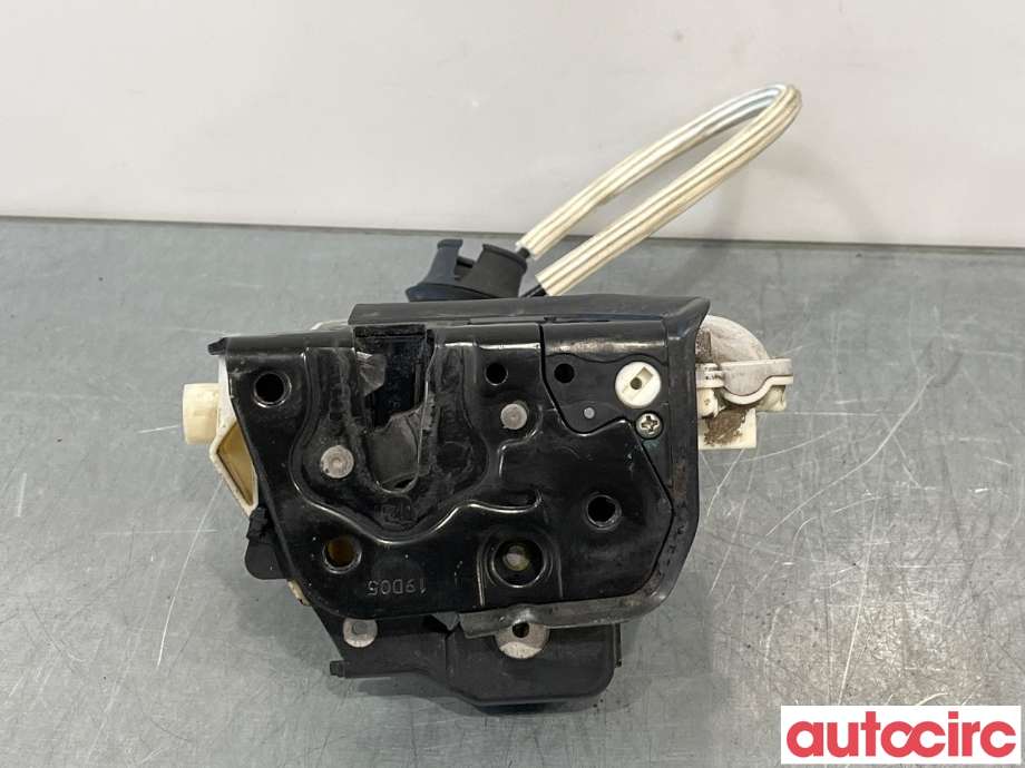 Låsekasse høyre foran til Audi A6 2005-2008 (Type III, Fase 1) (C6) (C6) (4F1837016|)