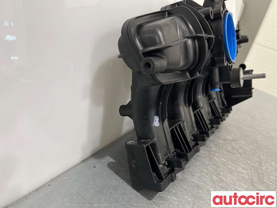 Manifold innsug til VW Golf VI 2008-2012  (VOLKSWAGEN|06F133201P|)