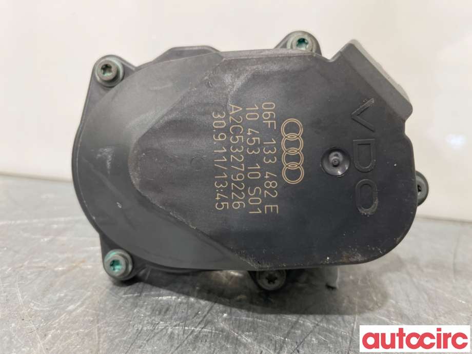 Diverse deler til VW Golf VI 2008-2012  (VOLKSWAGEN|06F133482E|A2C53279226)