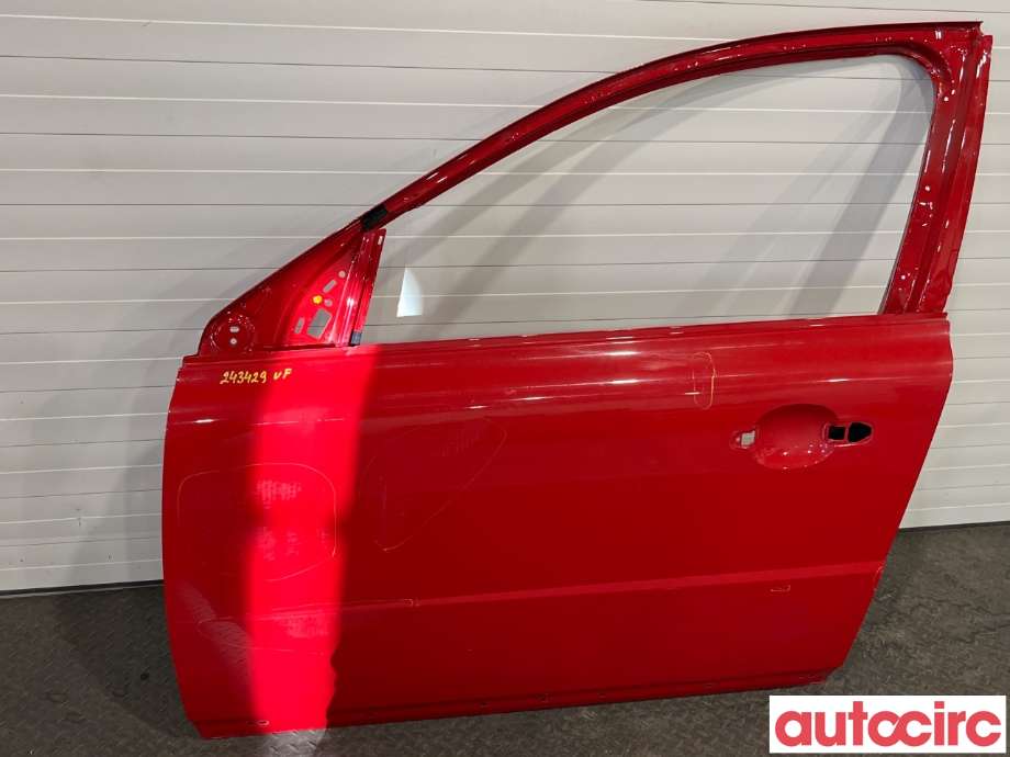 Dør venstre foran til Audi A6, Allroad 2012-2014 (Type III, Fase 1) (C7) (C7) (4G0831051|)