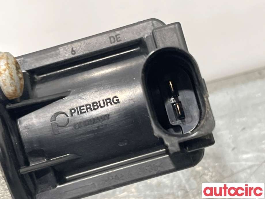 Diverse deler til VW Golf VI 2008-2012  (VOLKSWAGEN|06H145710D|70183004)