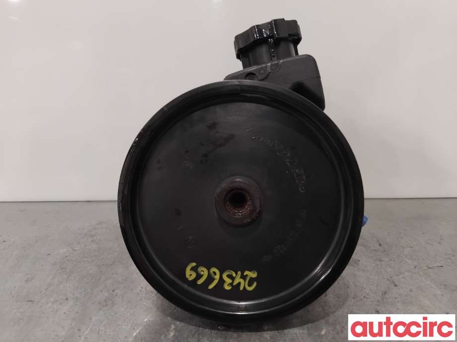 Servo pumpe mekanisk til Mercedes C-Klasse 2007-2011 (Fase 1) (W204) (W204) (MERCEDES|A0044667001|7692900538)
