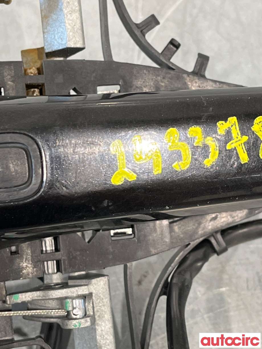 Dørhåndtak utv venstre bak til Volvo XC70 2008-2013 (Type II, Fase 1)  (39873389|)
