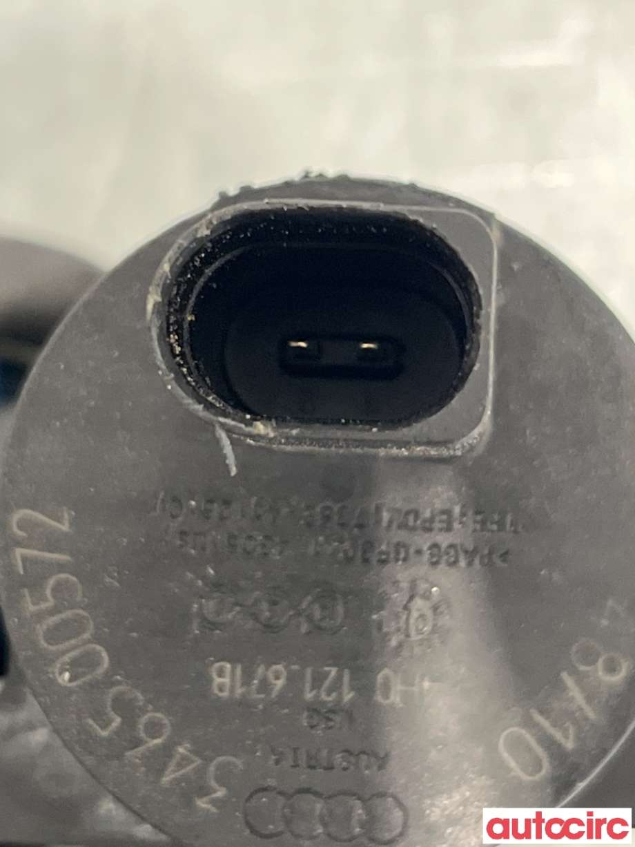 Sirkulasjonspumpe til Audi A8 2010-2013 (Type III, Fase 1)  (AUDI|4H0121671G||4H0121671B)