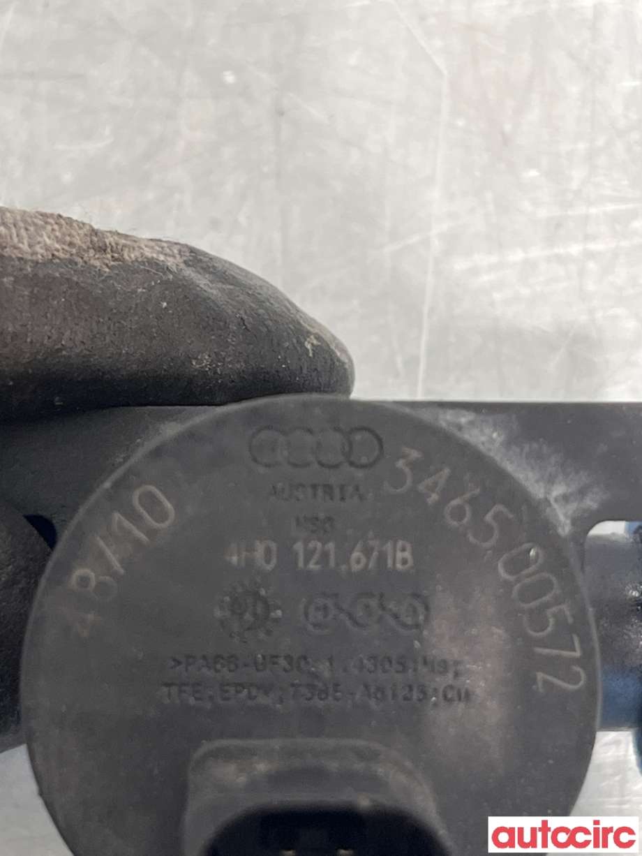 Sirkulasjonspumpe til Audi A8 2010-2013 (Type III, Fase 1)  (AUDI|4H0121671G||4H0121671B)