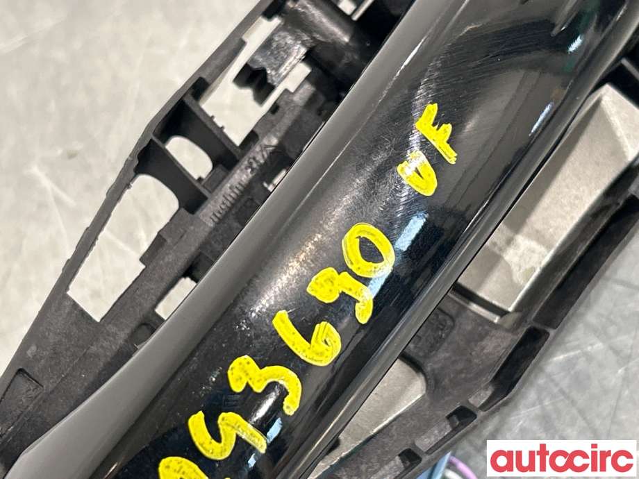 Dørhåndtak utv venstre foran til Peugeot Partner 2019-->> (Type III)  (981608341T|9109F7|)