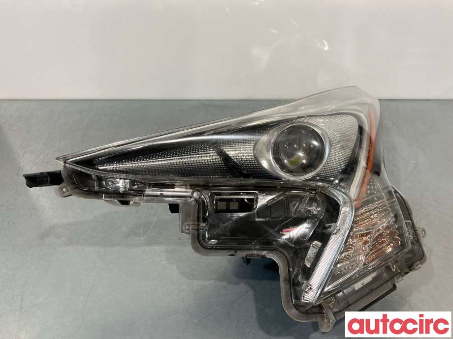 Frontlykt venstre halogen til Toyota Prius 2016-2023 (Type IV) (combi) (combi) (8118547701|)